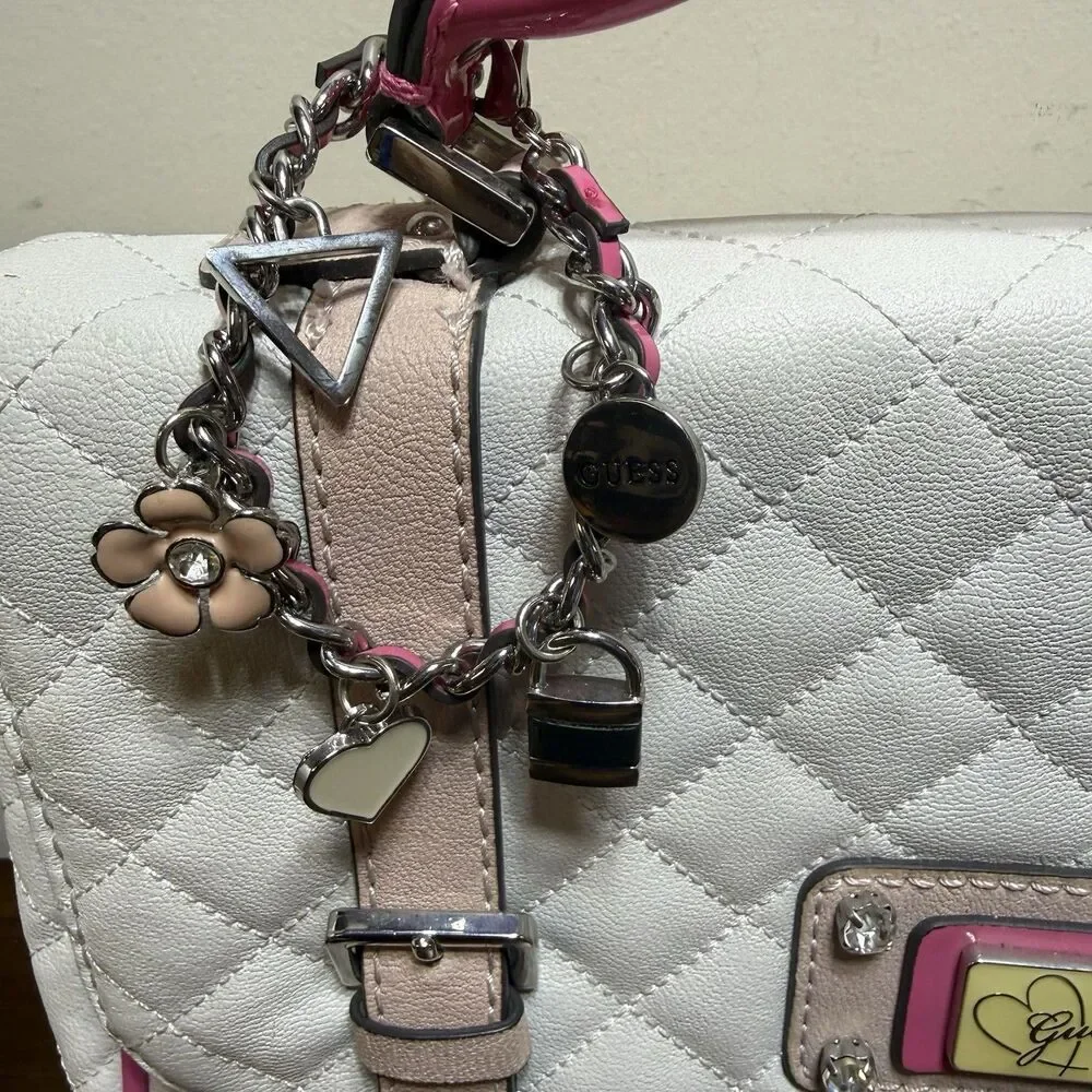 Vintage 90s Y2K Guess Pink White Quilted Satchel Detachable Strap Purse Jewelry - Picture 4 of 9